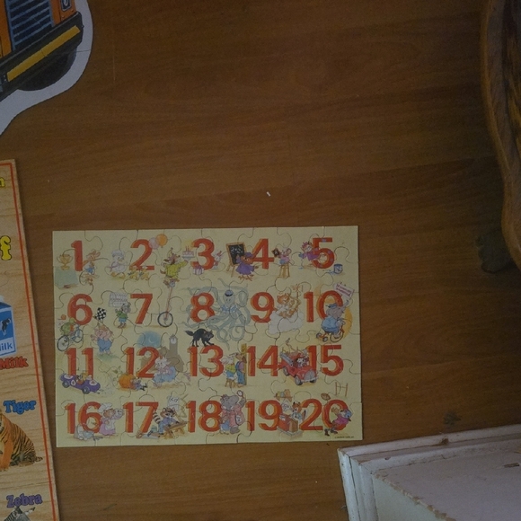 School Puzzle Set with Alphabet and Numbers - Picture 3 of 4